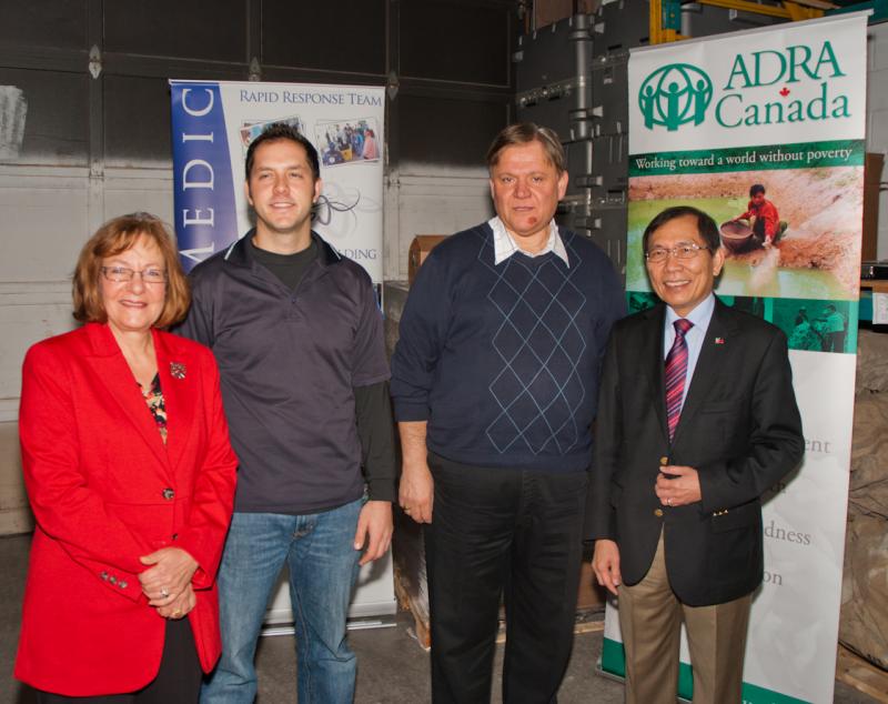 Jim Karygiannis, Filipino Consulate General Pedro Chan, GlobalMedic, IDRF folks